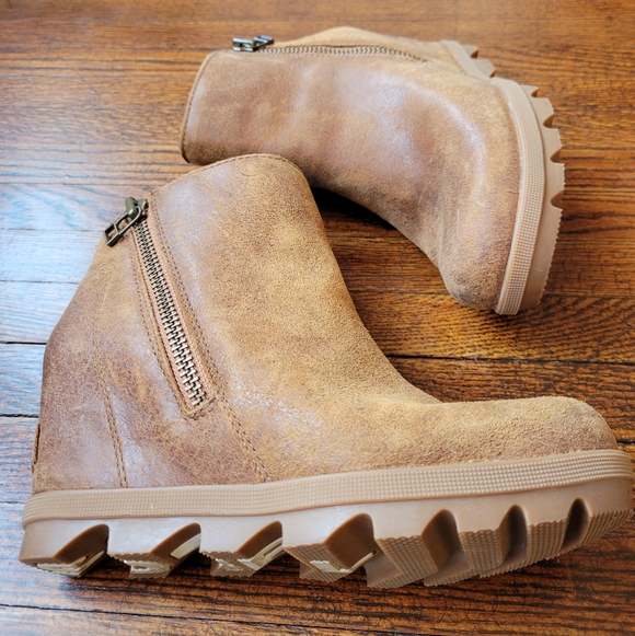 Sorel Womens Joan of Arctic II Wedge Zip Boots Waterproof Leather Tan Size 5 - Picture 2 of 13